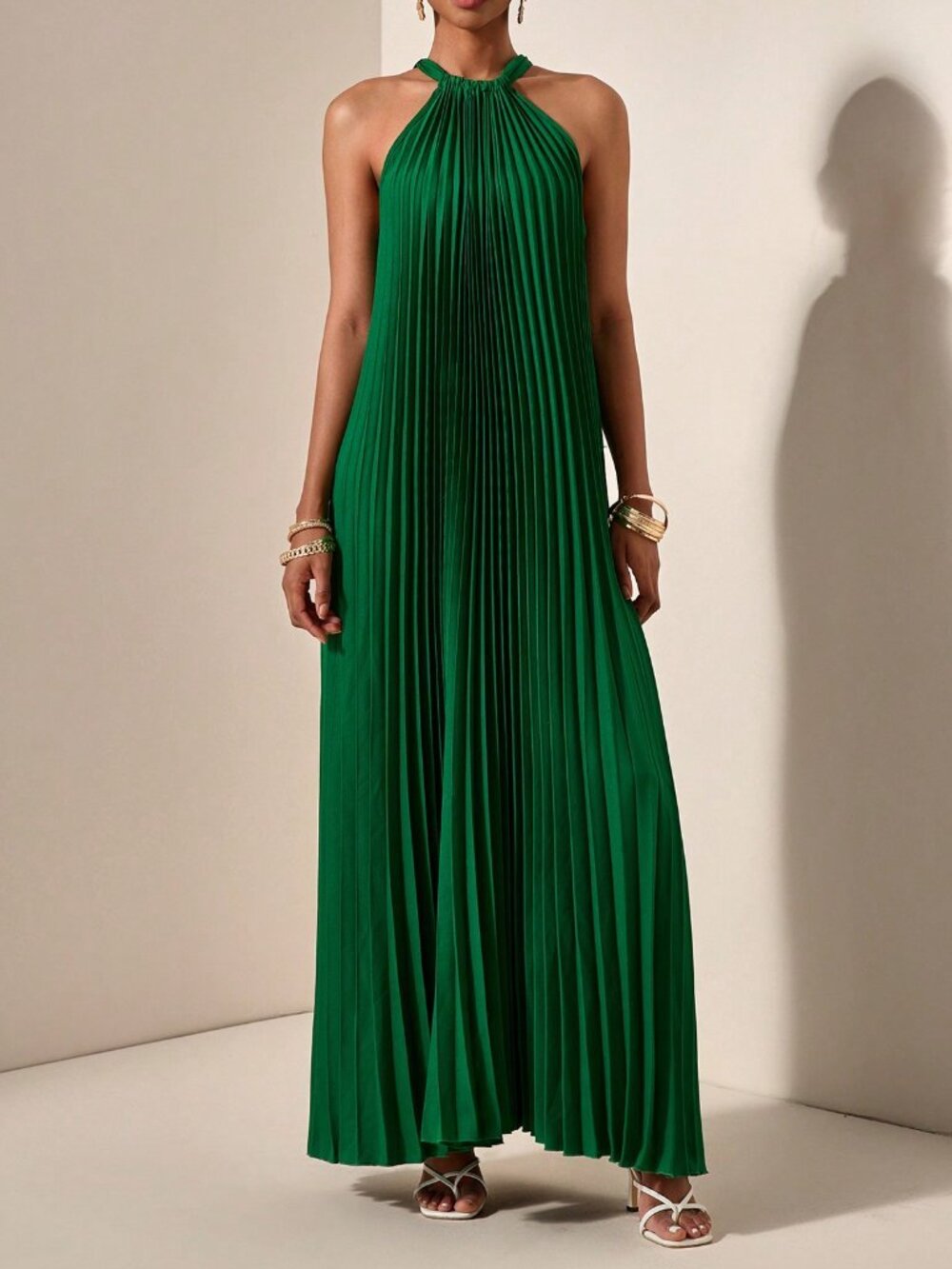 Green Casual Women's Halterneck Sleeveless Pleated A-Hem Loose Dress - Picture 6 of 7